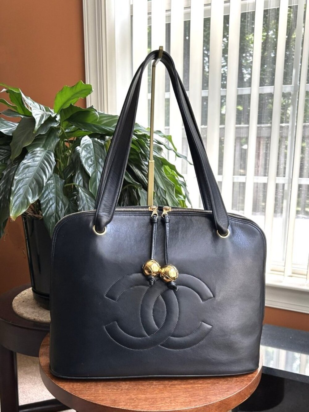 CHANEL Lambskin Leather CC Tote, Black